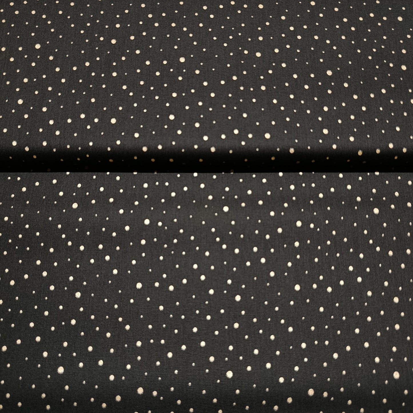 katoen kerst zwart met gouden balletjes