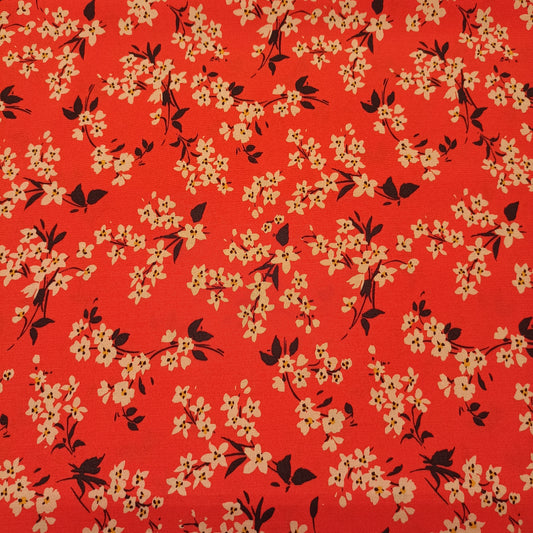 Viscose bloemen op oranje achtergrond