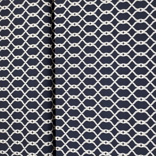 lycra kettingen donkerblauwe achtergrond